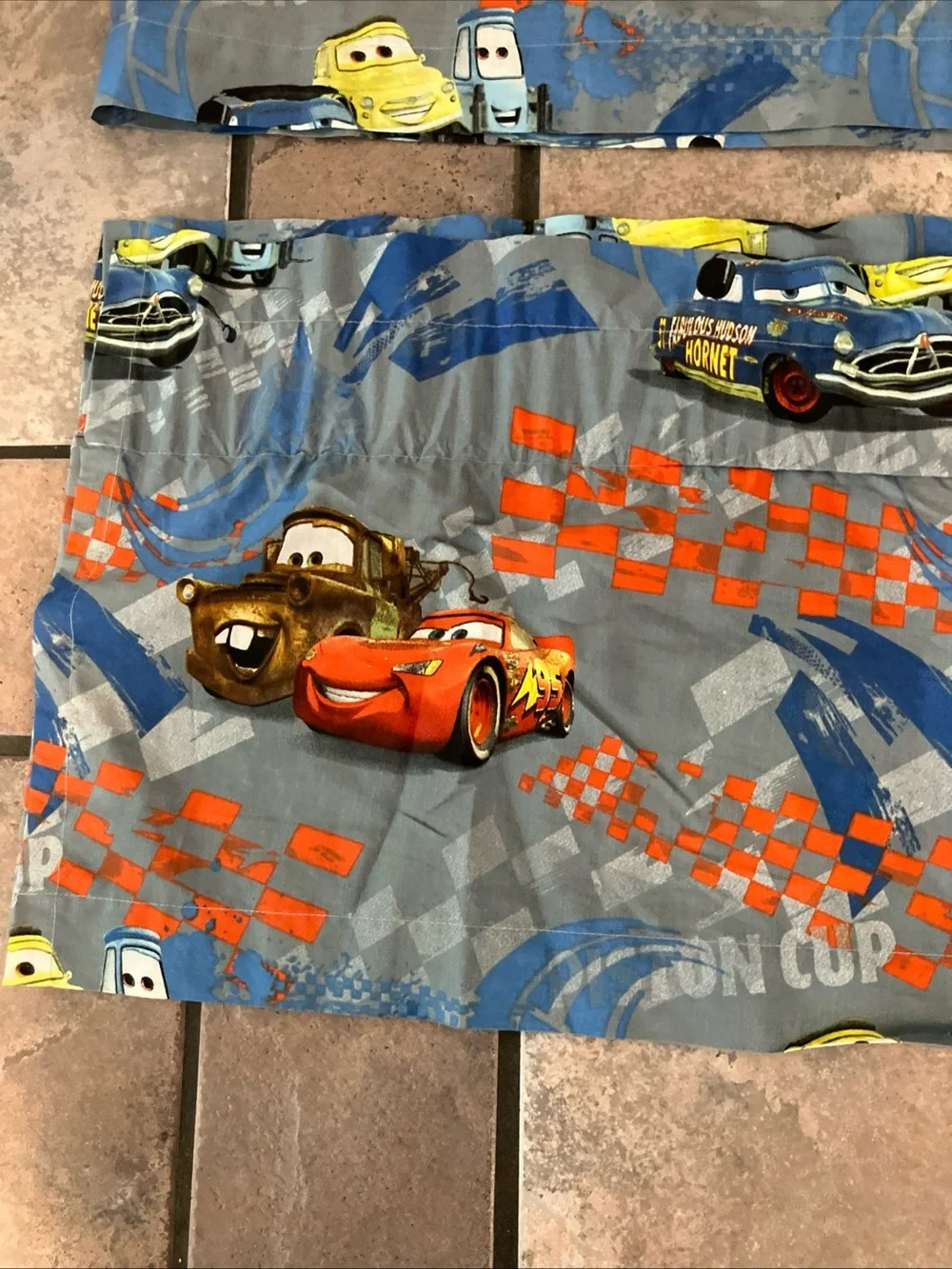 set of 2 cars valance curtains